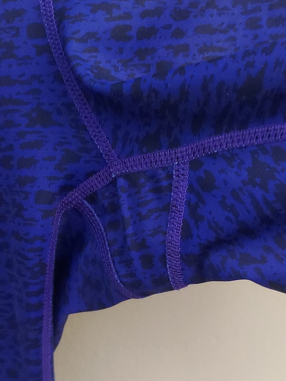 ATHLETA Asym Camo Purple 7/8 Yoga Leggings M Running Athletic - Picture 6 of 16